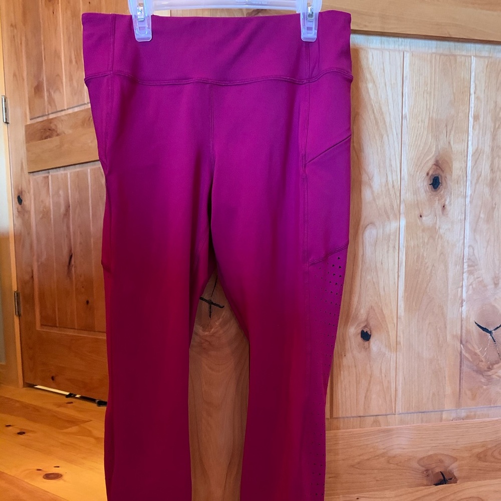Athleta yoga pants